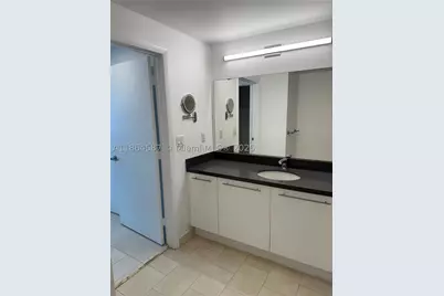 90 SW 3rd #2103, Miami, FL 33130 - Photo 18
