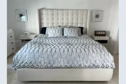 90 SW 3rd #2103, Miami, FL 33130 - Photo 12