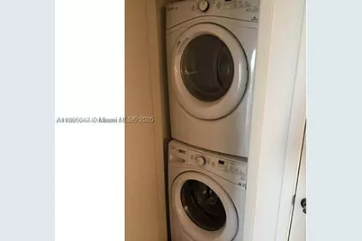 999 SW 1st #1809, Miami, FL 33130 - Photo 6