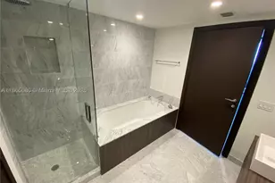 1000 Brickell, Miami, FL 33131 - Photo 8