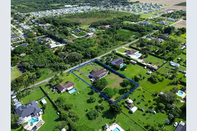 19926 SW 326th, Homestead, FL 33030 - Photo 2