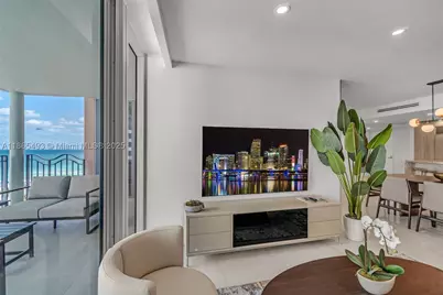 1500 Ocean #1003, Miami Beach, FL 33139 - Photo 10
