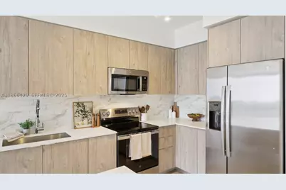 4465 Griffin #C1, Davie, FL 33314 - Photo 16