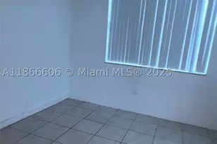 498 NW 165th St, Miami, FL 33169 - Photo 8