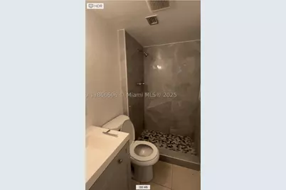 498 NW 165th St #D-101, Miami, FL 33169 - Photo 6