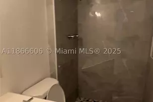 498 NW 165th St, Miami, FL 33169 - Photo 6