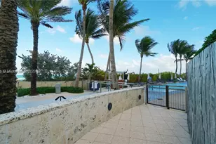 6801 Collins, Miami Beach, FL 33141 - Photo 20