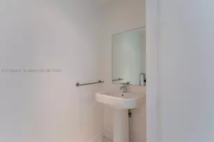 1040 Biscayne, Miami, FL 33132 - Photo 26