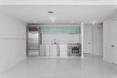 1040 Biscayne #3106, Miami, FL 33132 - Photo 6