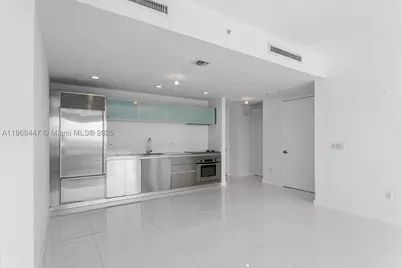 1040 Biscayne #3106, Miami, FL 33132 - Photo 12
