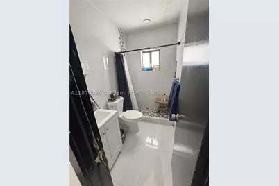 6411 W 27th #201, Hialeah, FL 33016 - Photo 20