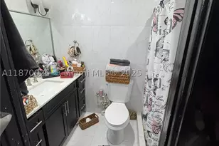 6411 W 27th, Hialeah, FL 33016 - Photo 10