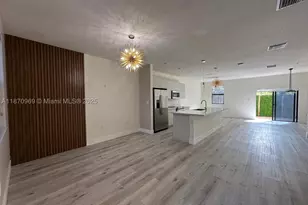 10413 NW 82nd, Doral, FL 33178 - Photo 4