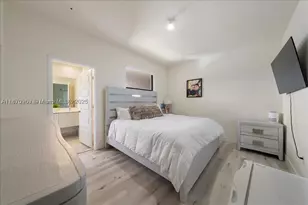 10413 NW 82nd, Doral, FL 33178 - Photo 24
