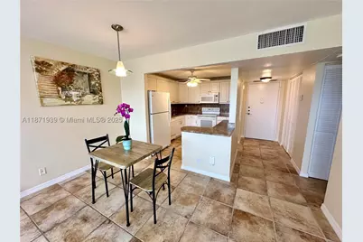 2771 Taft #302, Hollywood, FL 33020 - Photo 6