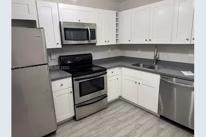 721 N Pine Island #201, Plantation, FL 33324 - Photo 6