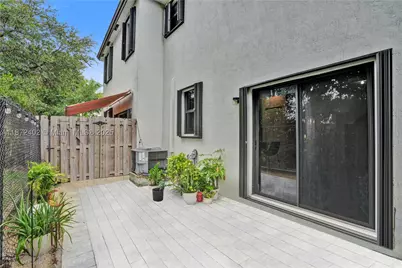 136 SW 185th, Pembroke Pines, FL 33029 - Photo 20