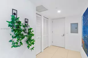 31 SE 6th, Miami, FL 33131 - Photo 2
