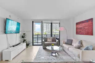 31 SE 6th, Miami, FL 33131 - Photo 10