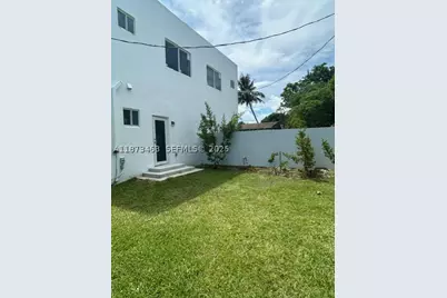 723 NW 19th #A, Fort Lauderdale, FL 33311 - Photo 14