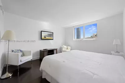 19380 Collins #1414, Sunny Isles Beach, FL 33160 - Photo 10