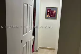 3475 N Country Club, Aventura, FL 33180 - Photo 16