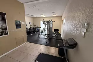 6940 Miami Gardens, Hialeah, FL 33015 - Photo 20