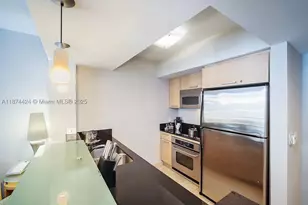 18683 Collins, Sunny Isles Beach, FL 33160 - Photo 12