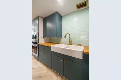 5149 Alton, Miami Beach, FL 33140 - Photo 18