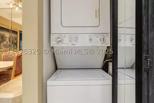 1717 N Bayshore, Miami, FL 33132 - Photo 20