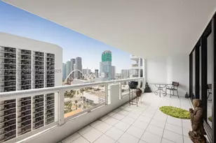 1717 N Bayshore, Miami, FL 33132 - Photo 22