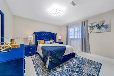 241 Oceanic, Lauderdale by the Sea, FL 33308 - Photo 24