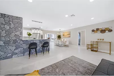 241 Oceanic, Lauderdale by the Sea, FL 33308 - Photo 12