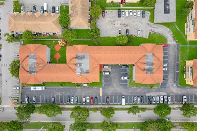 120 Royal Palm #315, Hialeah Gardens, FL 33016 - Photo 2