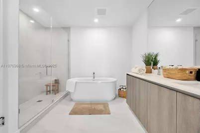 17550 Collins #1003, Sunny Isles Beach, FL 33160 - Photo 26