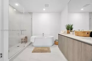 17550 Collins, Sunny Isles Beach, FL 33160 - Photo 26