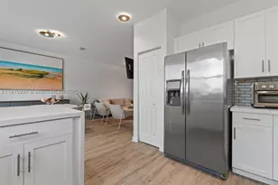 403 NE 212th, Miami, FL 33179 - Photo 16