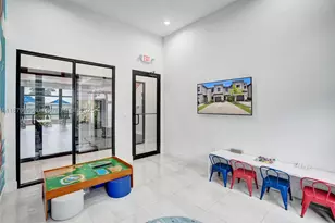 403 NE 212th, Miami, FL 33179 - Photo 56