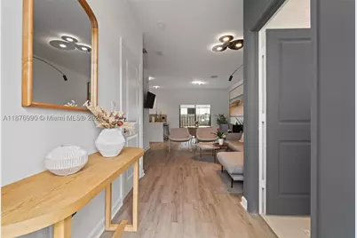 403 NE 212th, Miami, FL 33179 - Photo 4