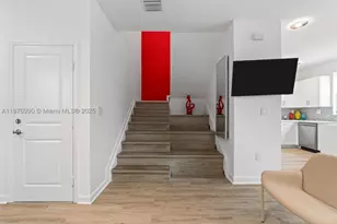 403 NE 212th, Miami, FL 33179 - Photo 10