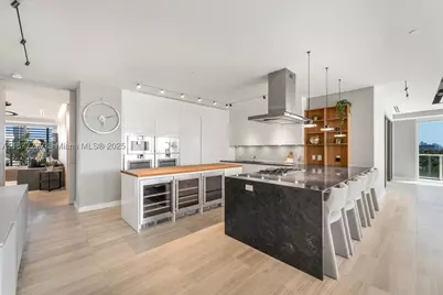 4701 N Meridian #512, Miami Beach, FL 33140 - Photo 6
