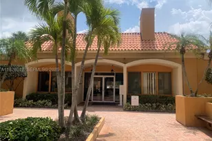 17901 NW 68th, Hialeah, FL 33015 - Photo 36