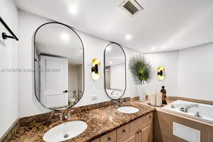 5600 Collins, Miami Beach, FL 33140 - Photo 36