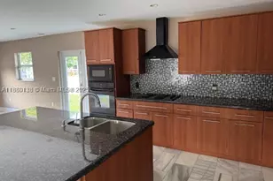 200 NE 44th, Miami, FL 33137 - Photo 6