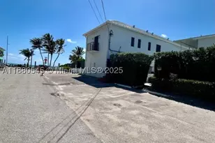 316 Walnut, Hollywood, FL 33019 - Photo 8
