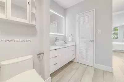 100 Lincoln #323, Miami Beach, FL 33139 - Photo 34
