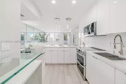 100 Lincoln #323, Miami Beach, FL 33139 - Photo 26