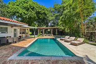 575 Bay Point, Miami, FL 33137 - Photo 2