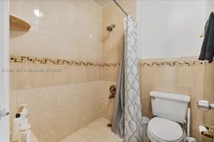 16273 Laurel, Weston, FL 33326 - Photo 10