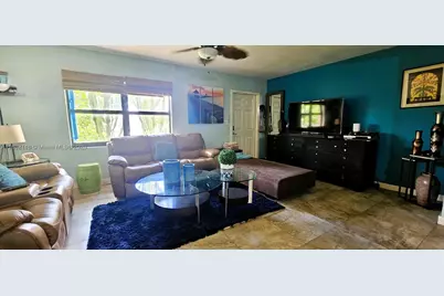 243 NW 62nd, Miami, FL 33126 - Photo 8
